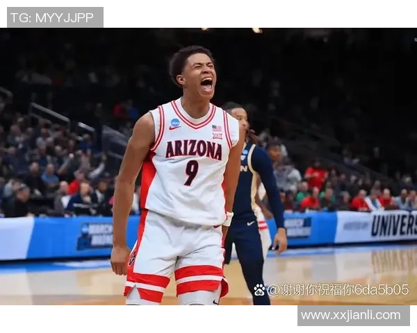 国王队与76人队激战正酣比分胶着双方争夺胜利的精彩瞬间回顾