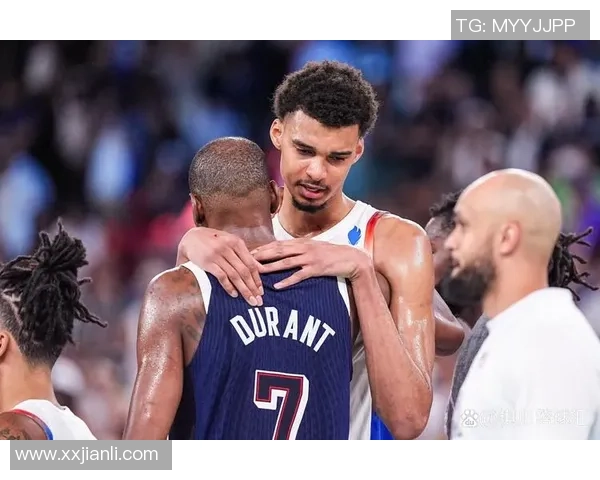 文班亚马法国队首秀!27分血洗意大利引NBA球探围观