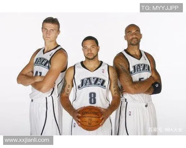 爵士与勇士总比分对决分析及历史交锋回顾